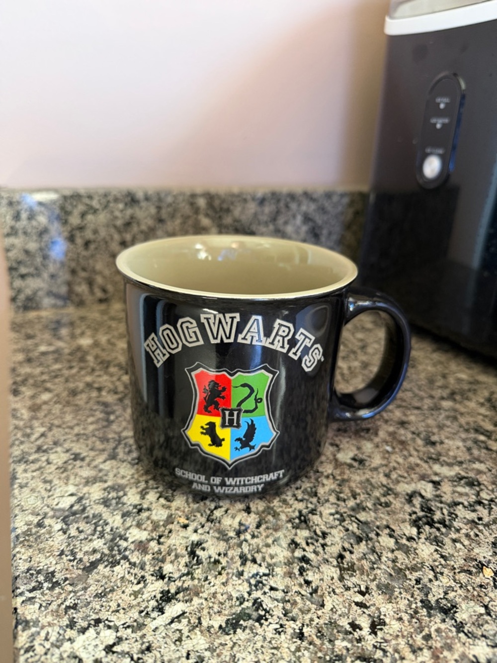 Hogwarts Crest Black Ceramic Coffee Mug